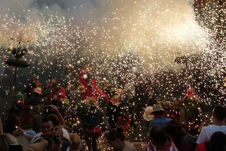 Fete correfocs festivités catalogne