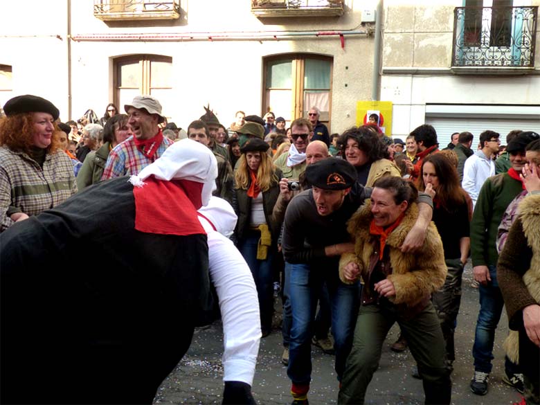 fete de l'ours saint laurent de cerdans