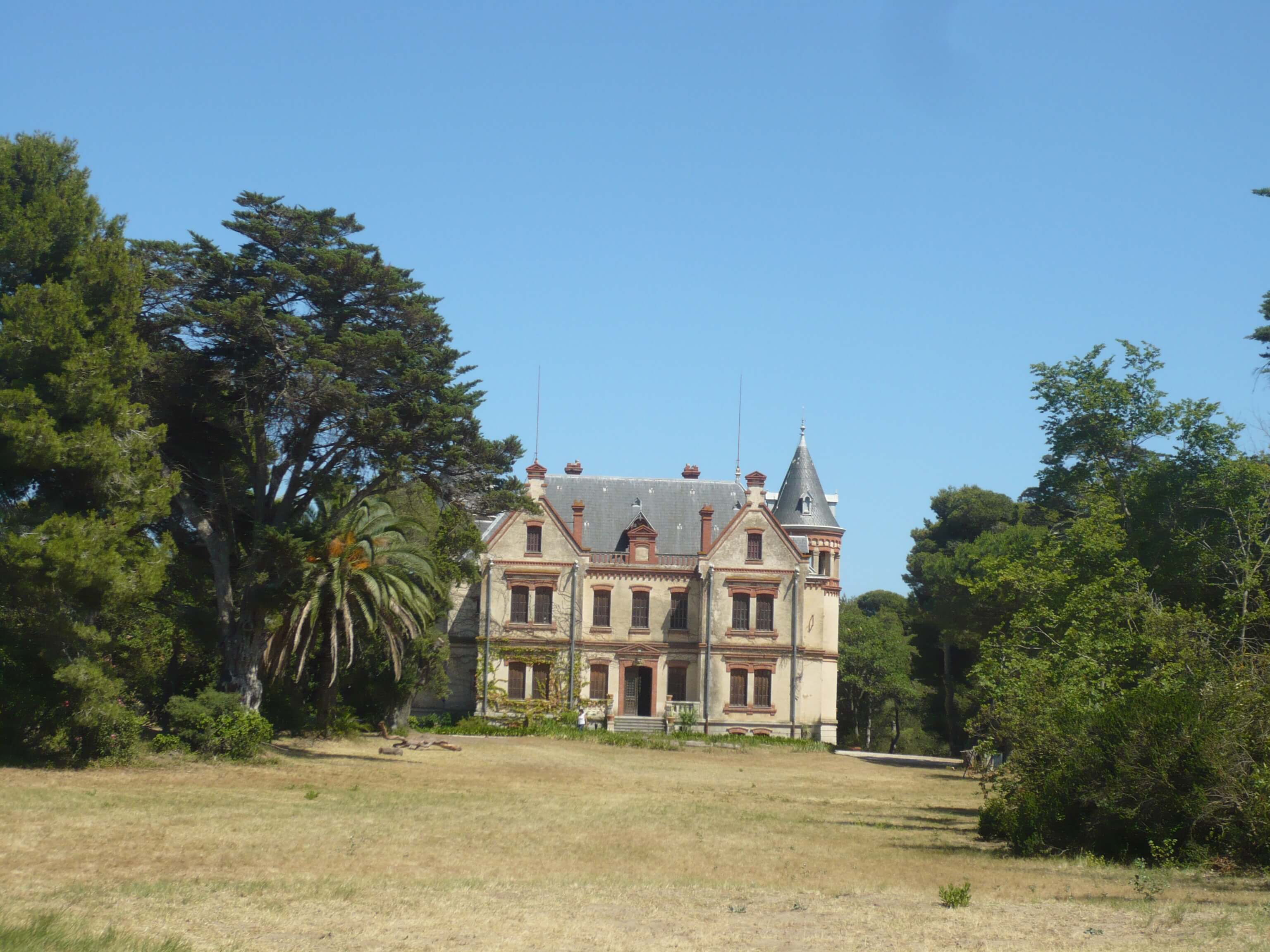 Château Esparrou Canet Pyrénées Orientales
