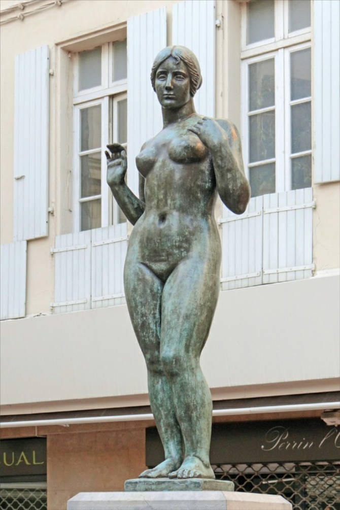Statue_Pyrénées_Orientales