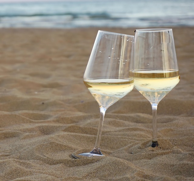 vin blanc plage pays catalan