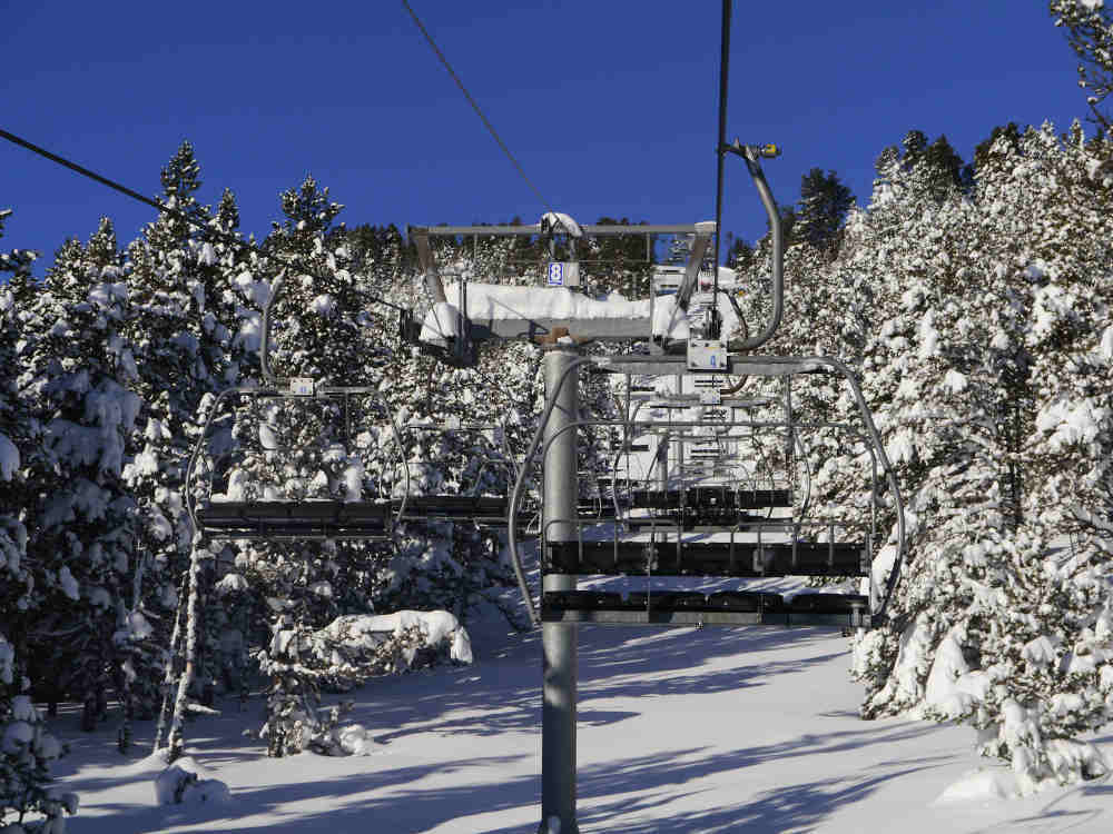 pyrénées orientales neige domaine skiable