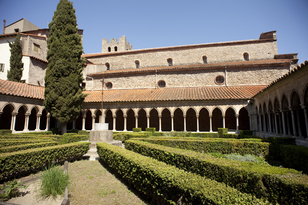 Abbaye d'Arles-sur-Tech patrimoine culturel pyrénées orientales