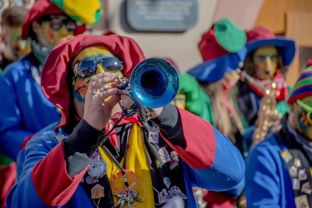 parade clown carnaval catalogne fête quoi faire pays catalan