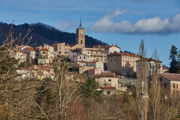 village pyrénées orientales pays catalan tourisme  4 saisons