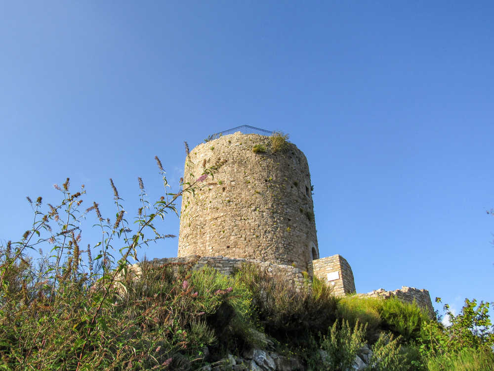 pyrénées orientales 66 que visiter tour Mir