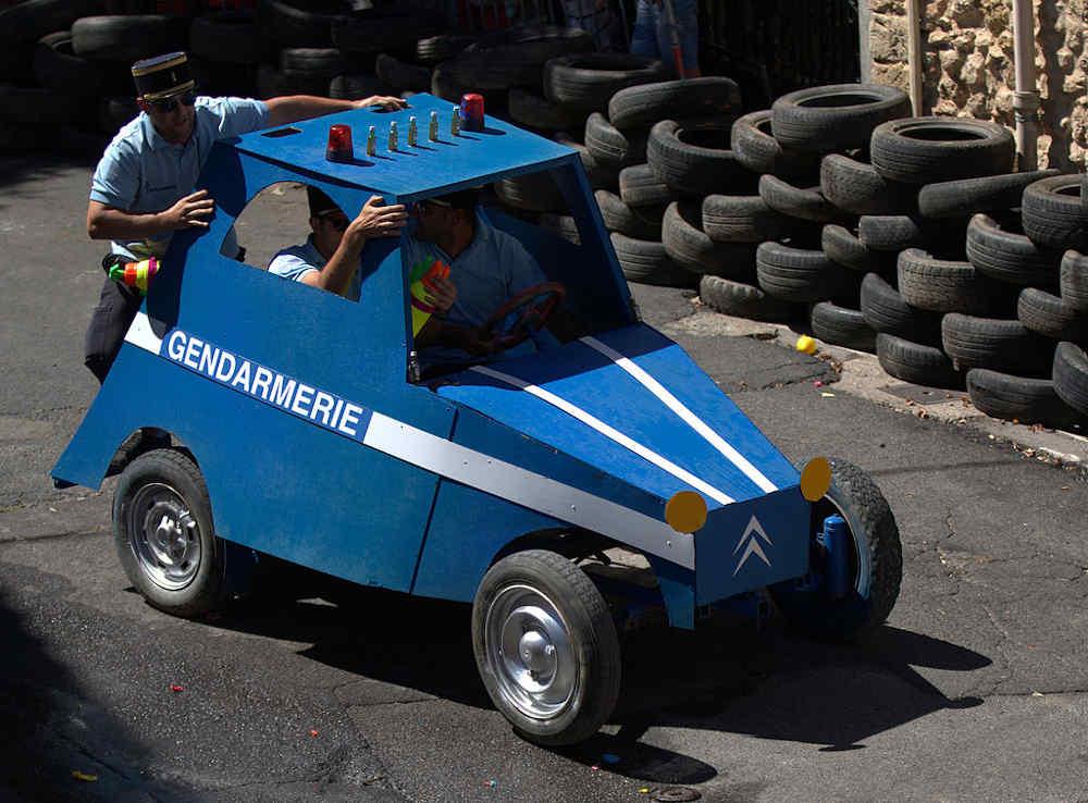 caisse à savon voiture de gendarmerie