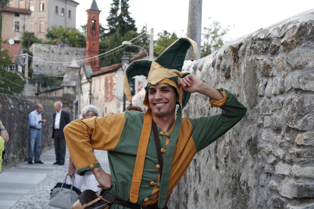 perpignan moyen-âge troubadours jongleurs musiciens pyrénées orientales
