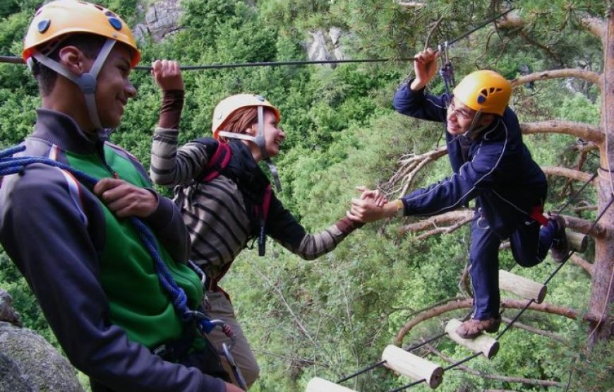 Via Ferrata (demi-journée)