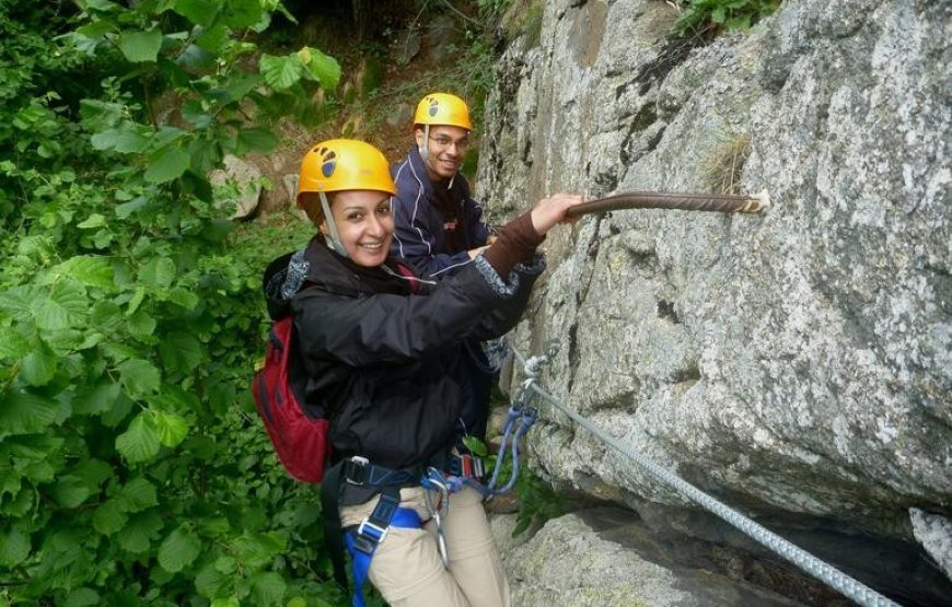 Via Ferrata (demi-journée)