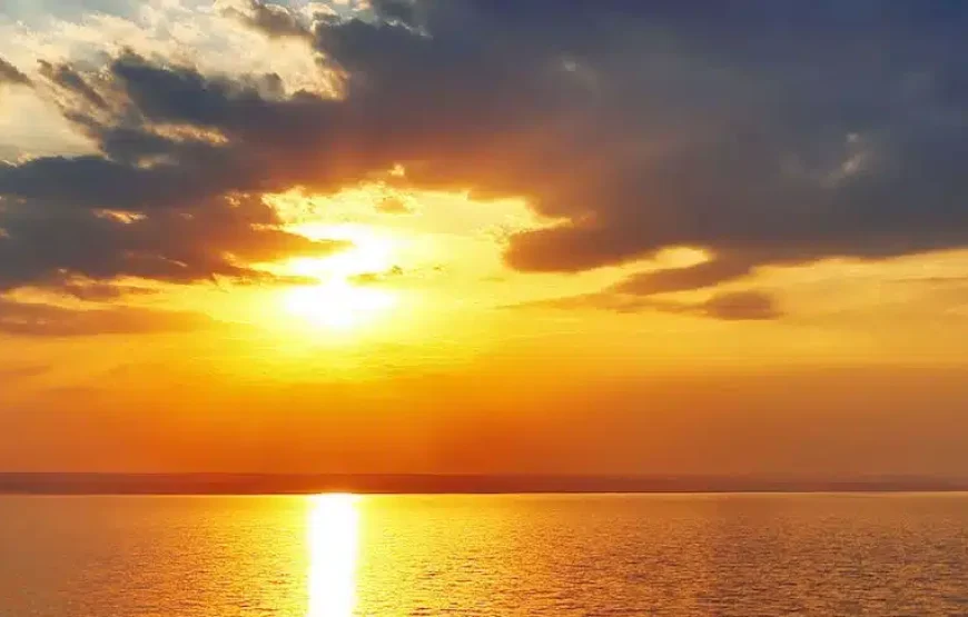 Balade en bateau : Cap sur le coucher de soleil depuis la mer à Argelès !